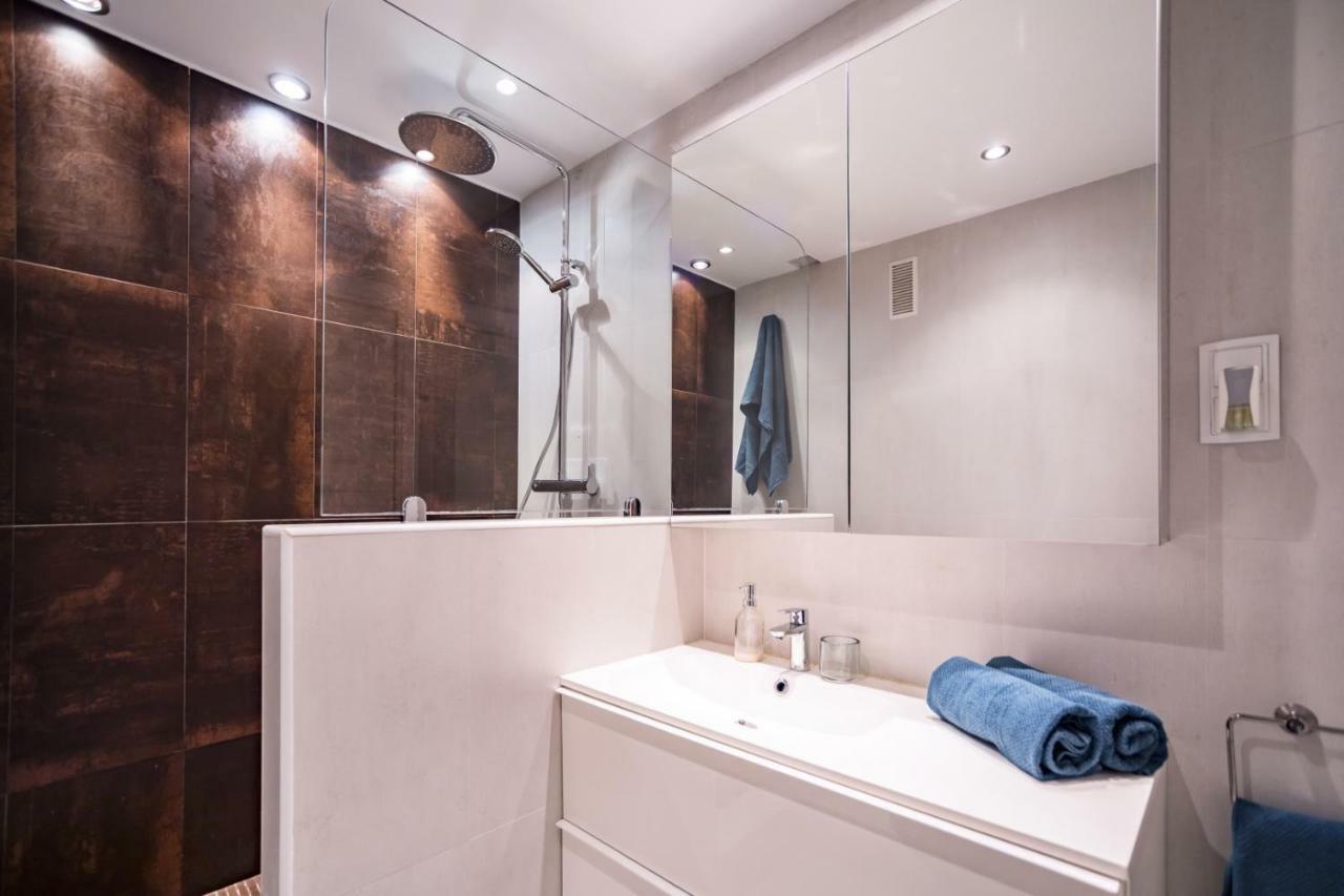 Malagueta Cool Beach Apartment Málaga Eksteriør billede